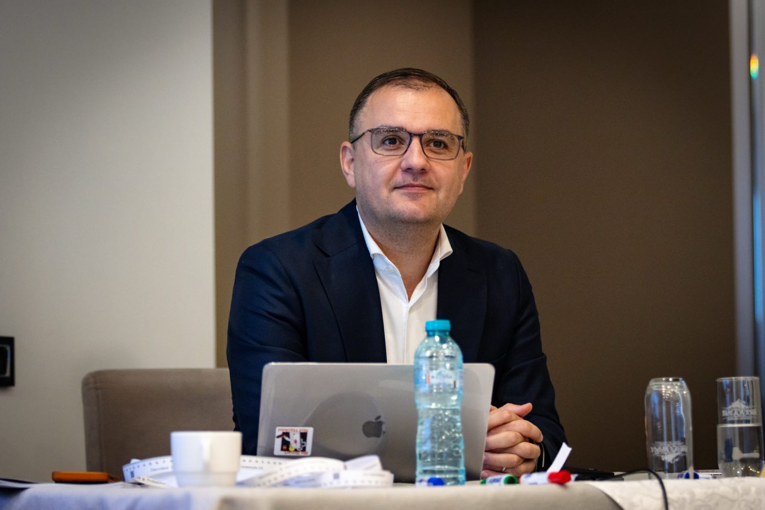 Mihail Popescu în timpul unui program de leadership